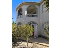 Herverkoop - Villa -
Torrevieja - La Siesta