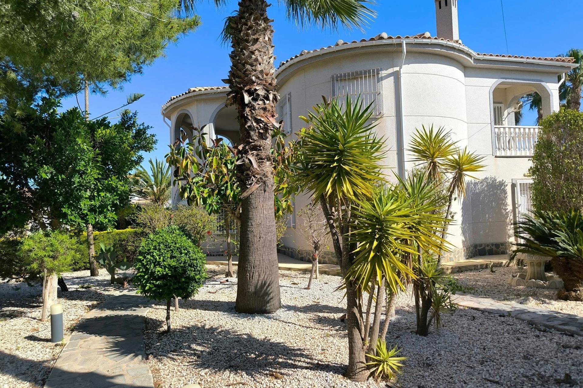 Herverkoop - Villa -
Torrevieja - La Siesta