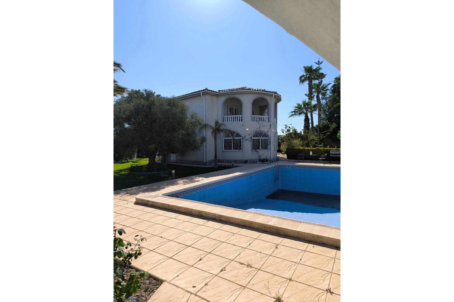 Herverkoop - Villa -
Torrevieja - La Siesta