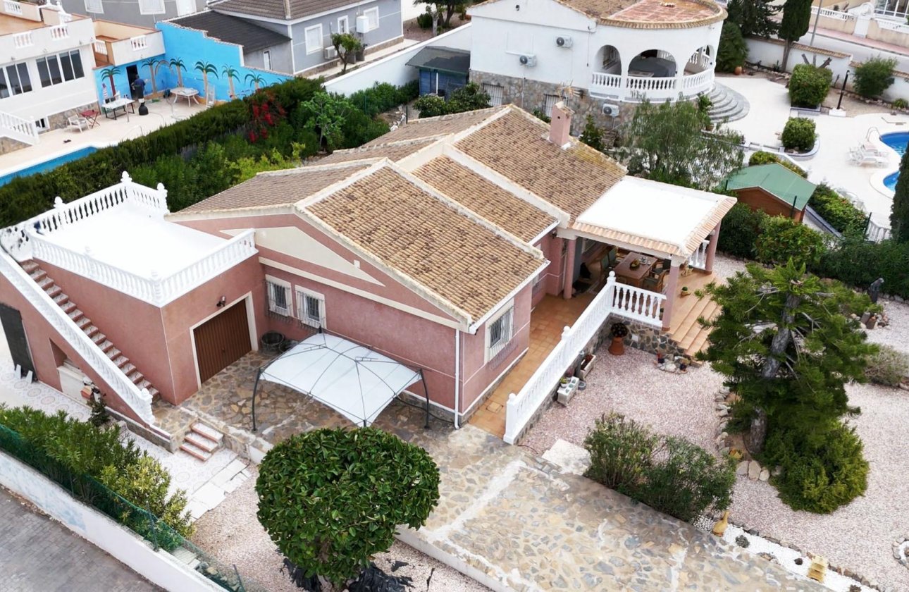 Herverkoop - Villa -
Torrevieja - La Siesta