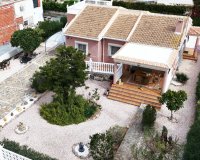 Herverkoop - Villa -
Torrevieja - La Siesta