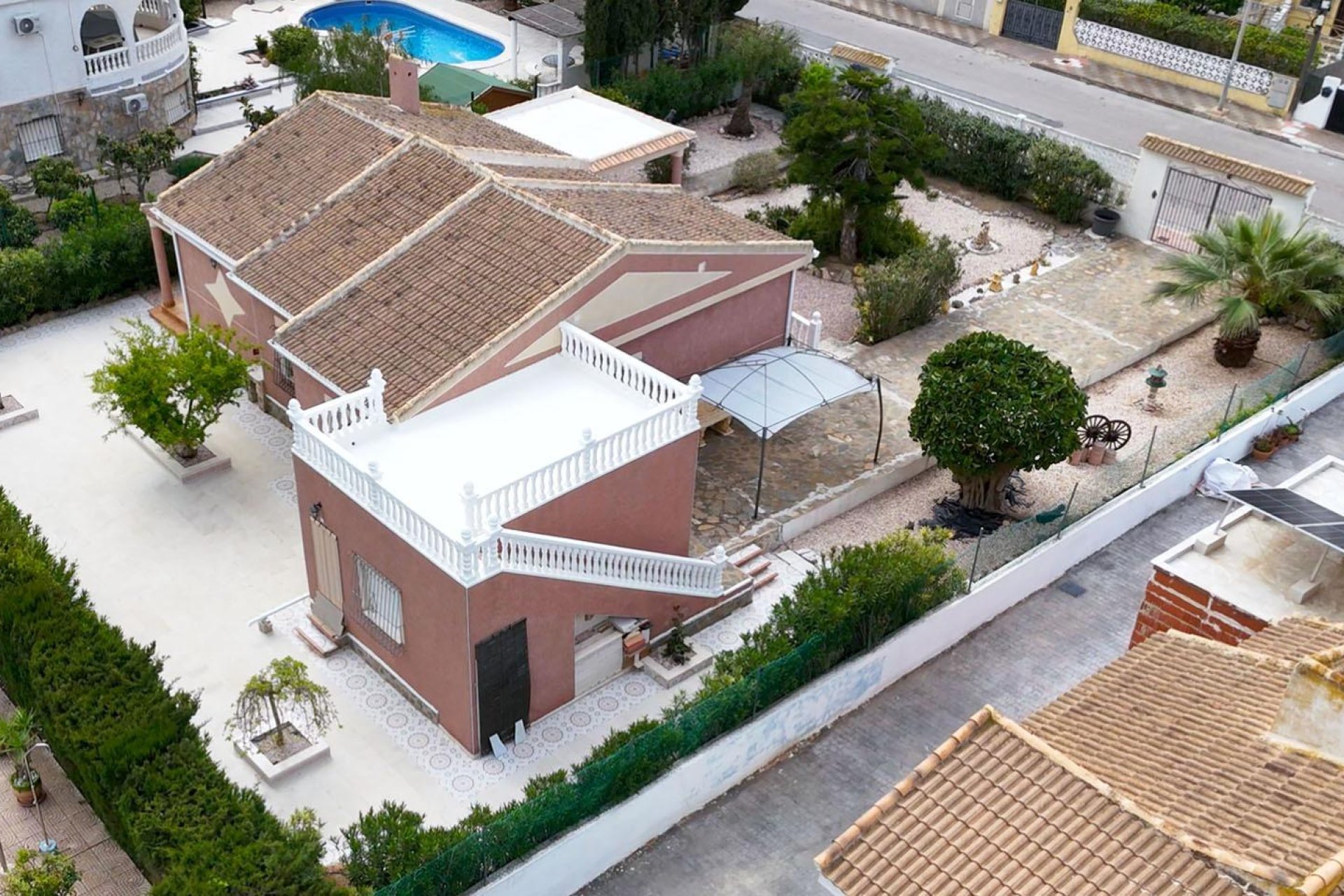 Herverkoop - Villa -
Torrevieja - La Siesta