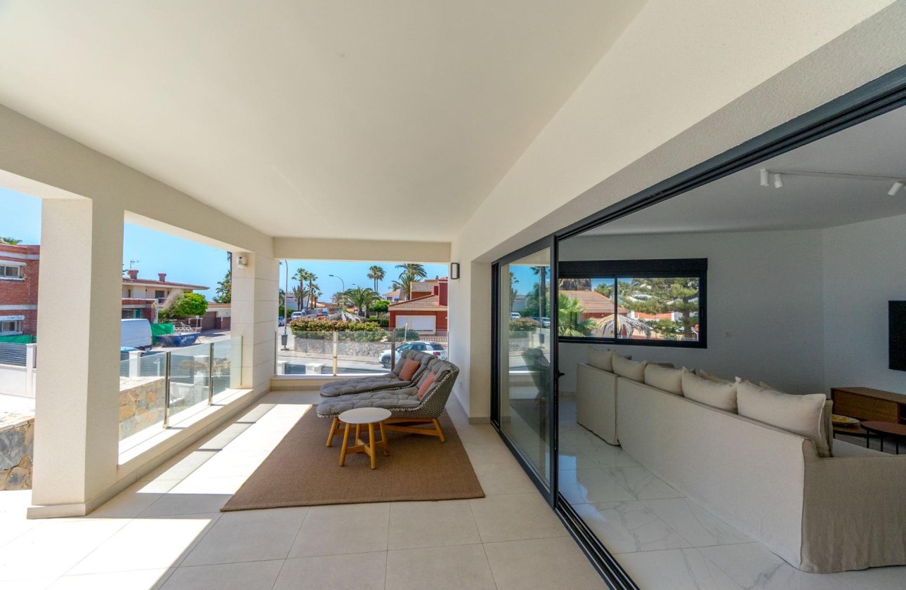 Herverkoop - Villa -
Torrevieja - La Veleta