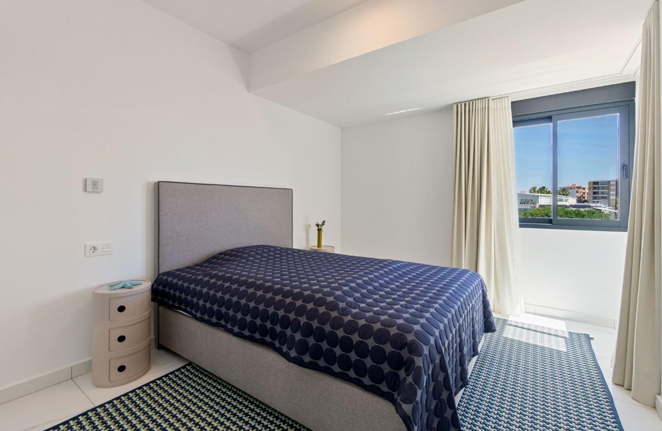 Herverkoop - Villa -
Torrevieja - La Veleta