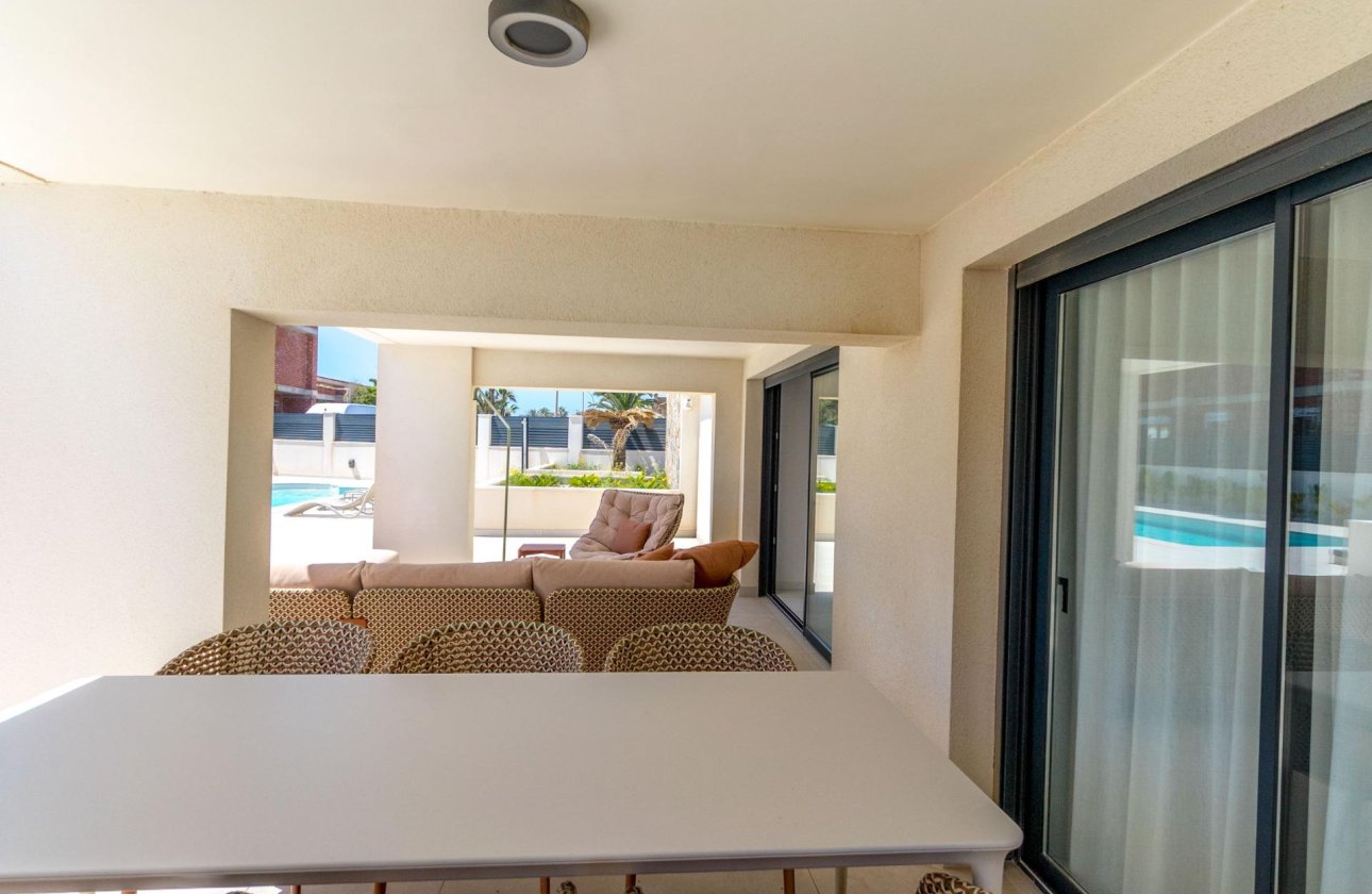 Herverkoop - Villa -
Torrevieja - La Veleta