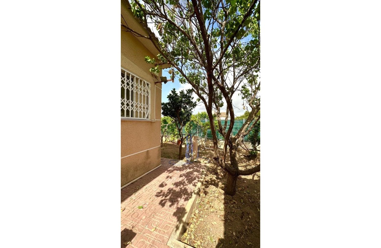 Herverkoop - Villa -
Torrevieja - Los Balcones - Los Altos del Edén