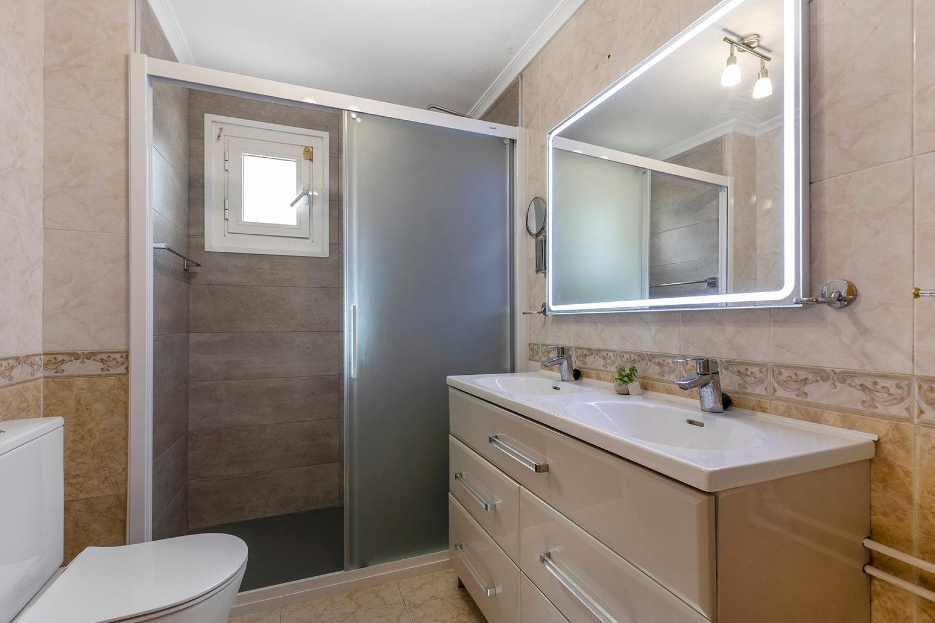 Herverkoop - Villa -
Torrevieja - Los Balcones - Los Altos del Edén