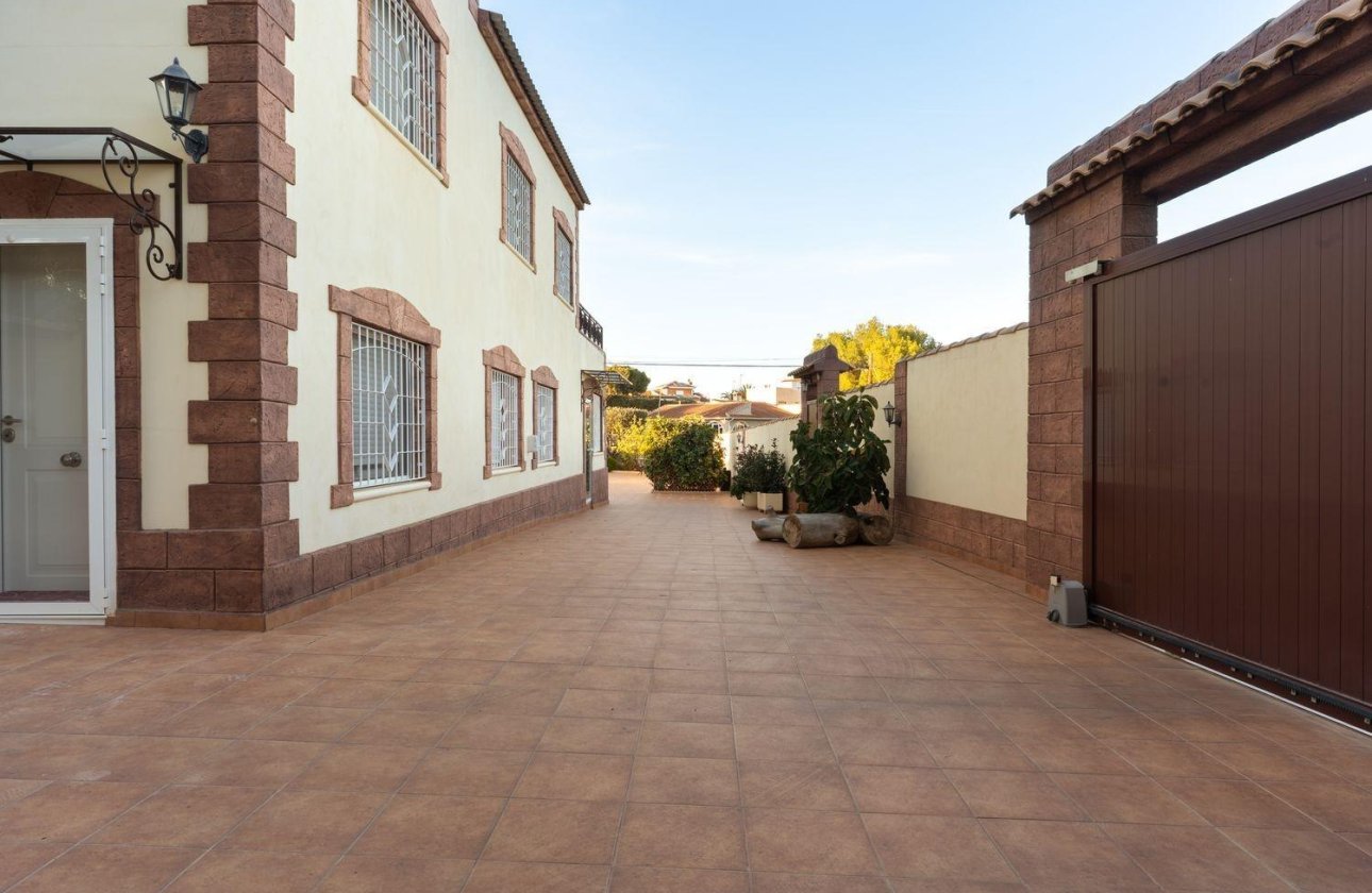 Herverkoop - Villa -
Torrevieja - Los Balcones - Los Altos del Edén