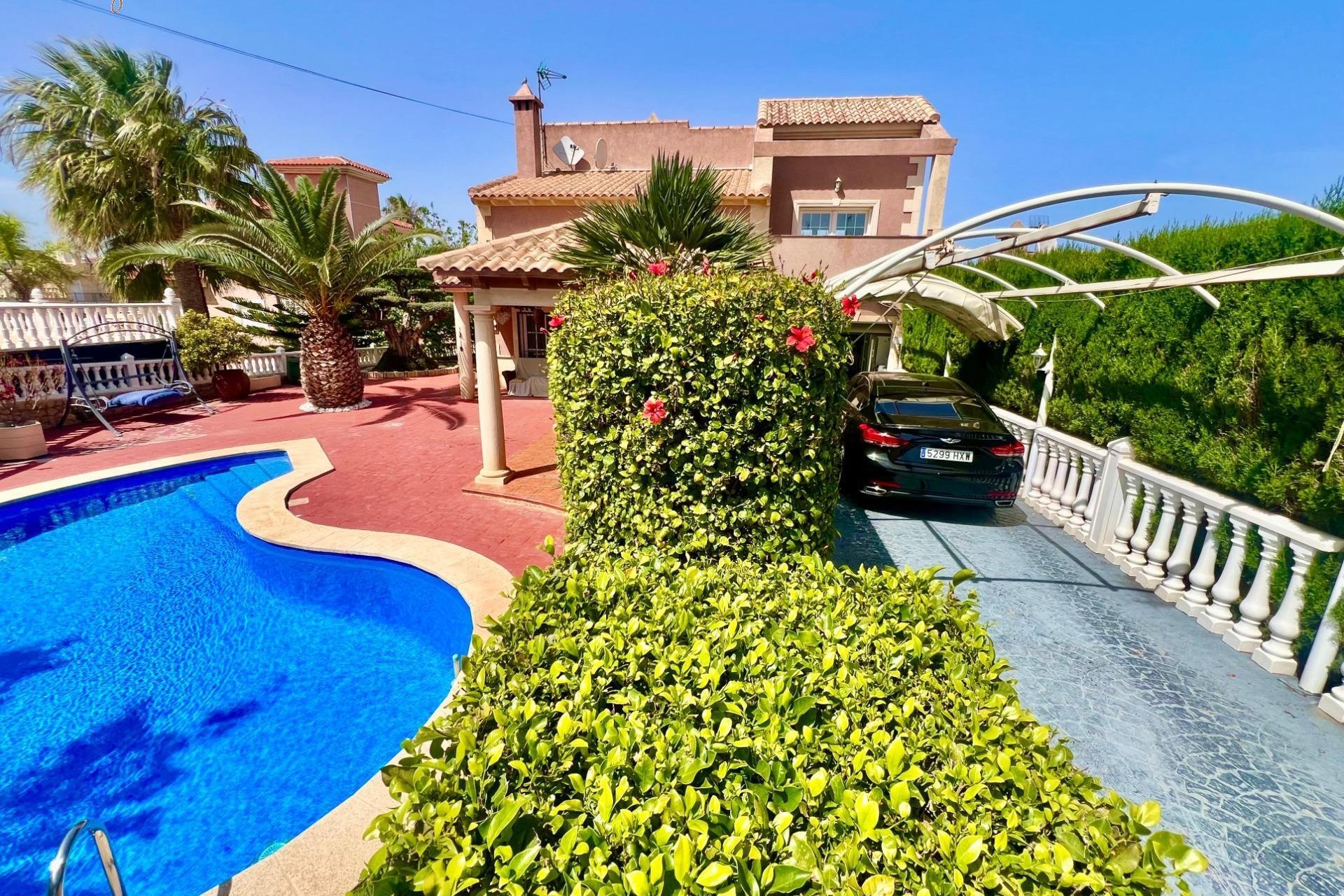Herverkoop - Villa -
Torrevieja - Los Balcones - Los Altos del Edén