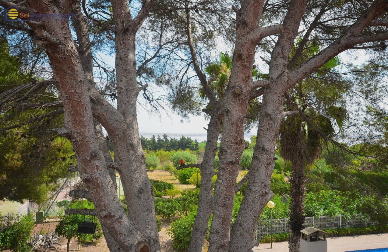 Herverkoop - Villa -
Torrevieja - Los Balcones