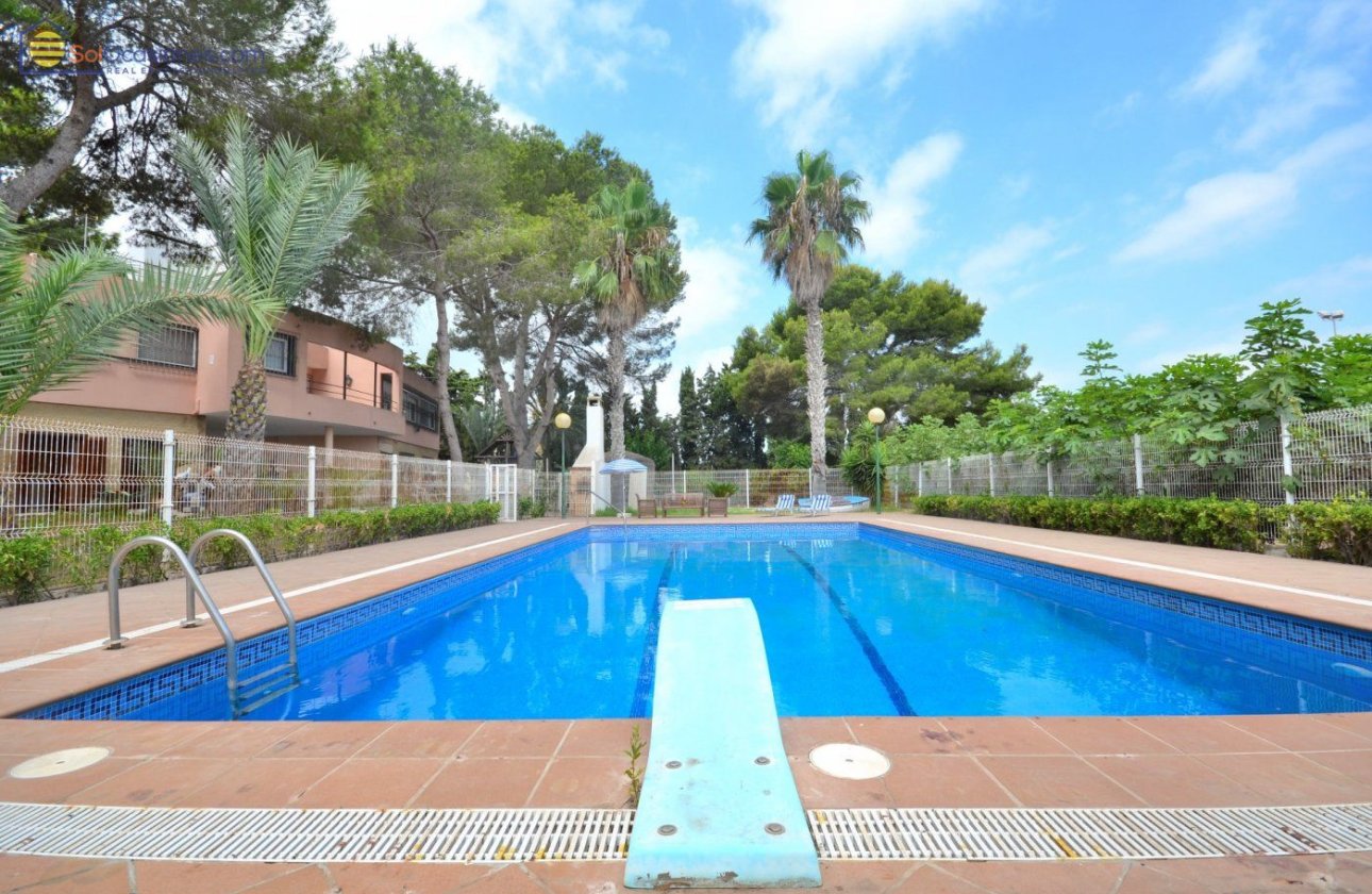 Herverkoop - Villa -
Torrevieja - Los Balcones