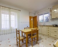 Herverkoop - Villa -
Torrevieja - Los Balcones