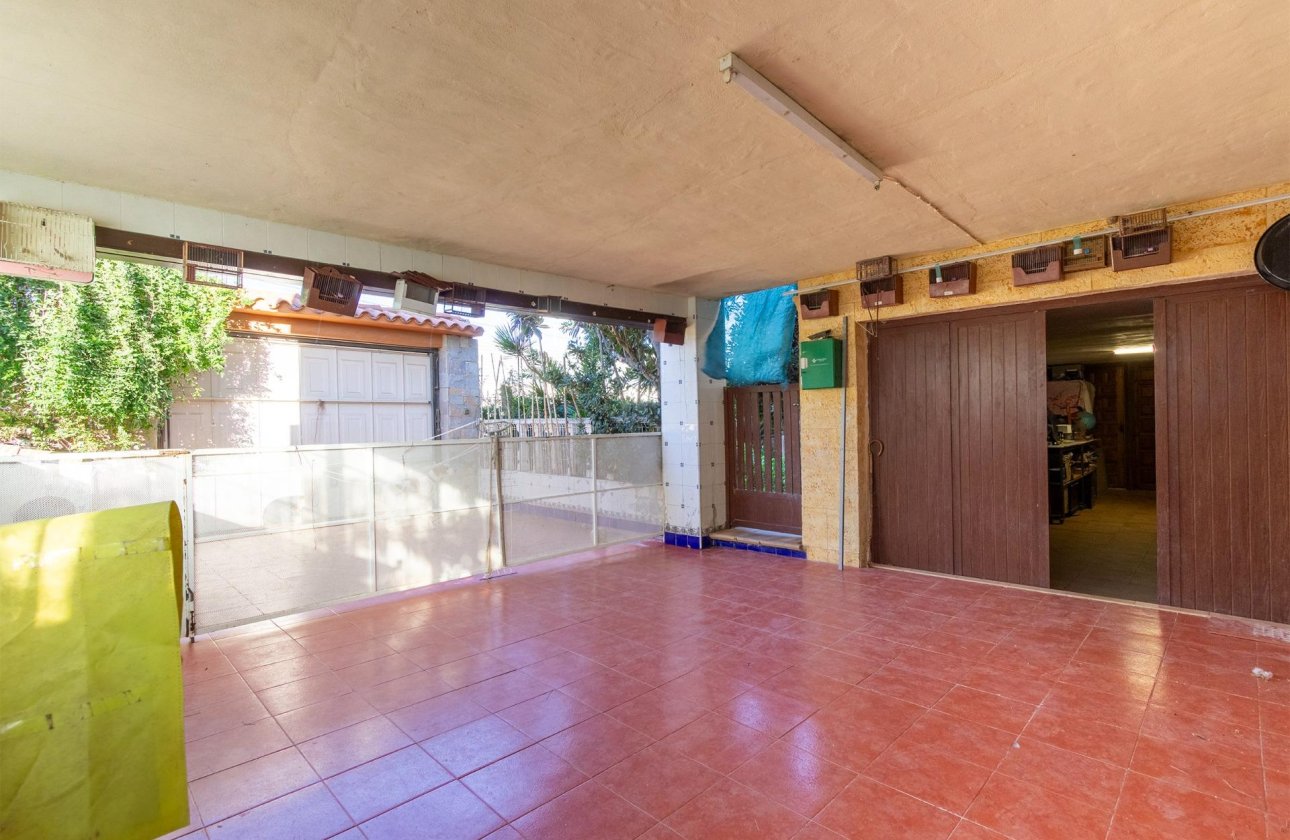 Herverkoop - Villa -
Torrevieja - Los Balcones