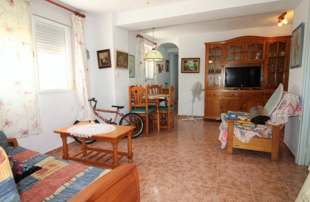 Herverkoop - Villa -
Torrevieja - Los Balcones
