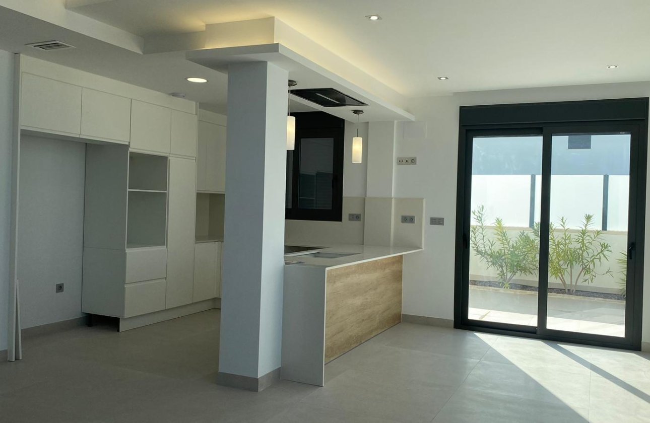 Herverkoop - Villa -
Torrevieja - Los Balcones