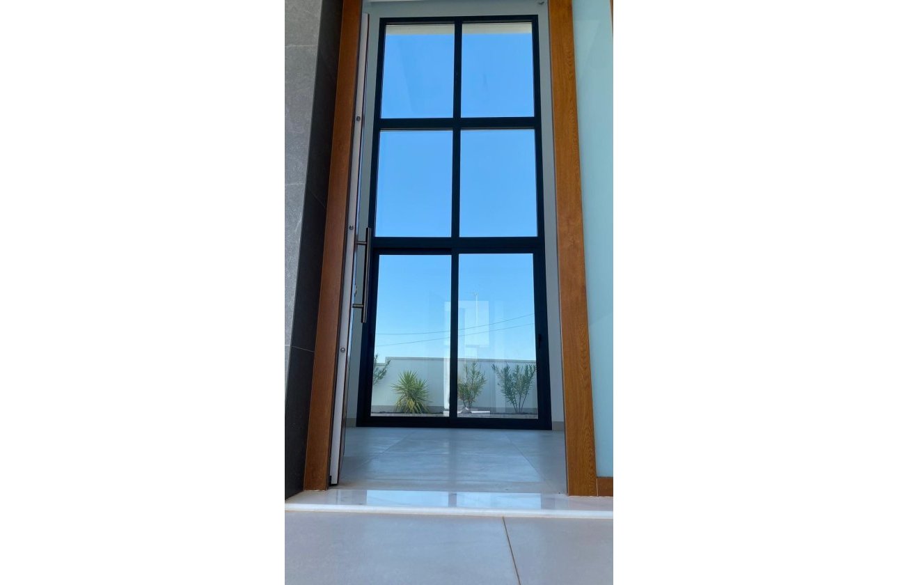 Herverkoop - Villa -
Torrevieja - Los Balcones