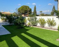 Herverkoop - Villa -
Torrevieja - Los Balcones