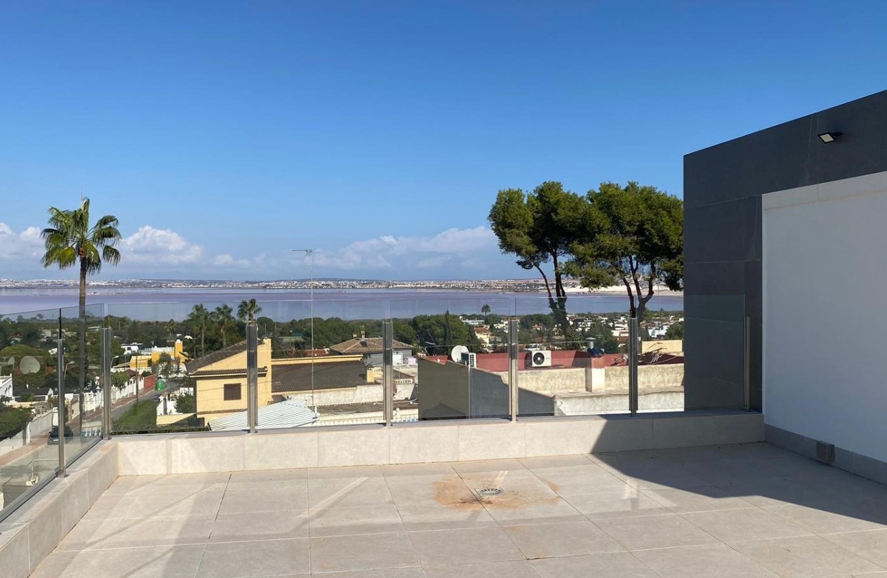 Herverkoop - Villa -
Torrevieja - Los Balcones