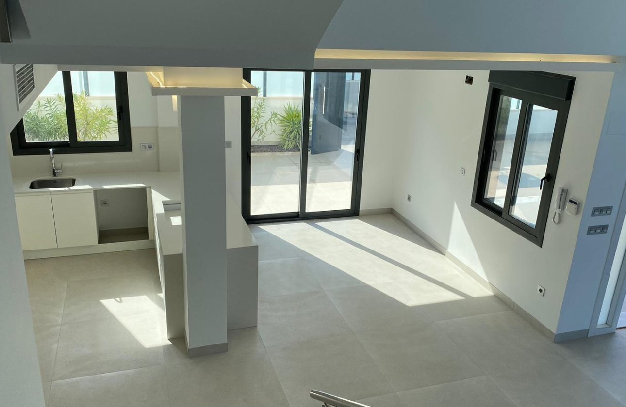 Herverkoop - Villa -
Torrevieja - Los Balcones