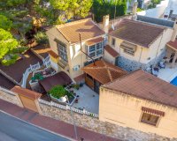 Herverkoop - Villa -
Torrevieja - Los Balcones