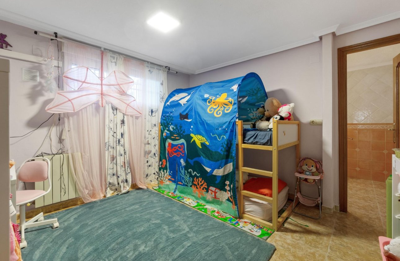 Herverkoop - Villa -
Torrevieja - Los Balcones