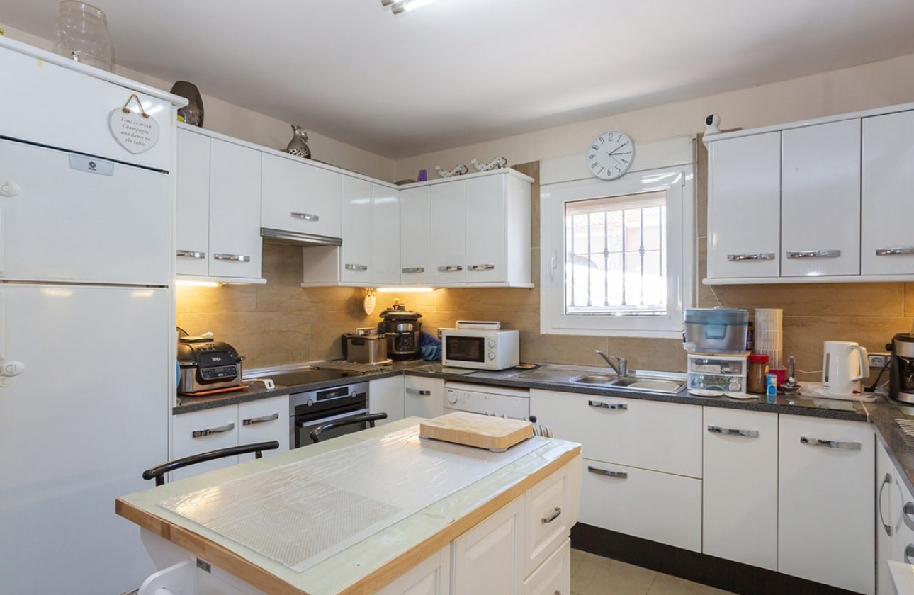 Herverkoop - Villa -
Torrevieja - Los Balcones