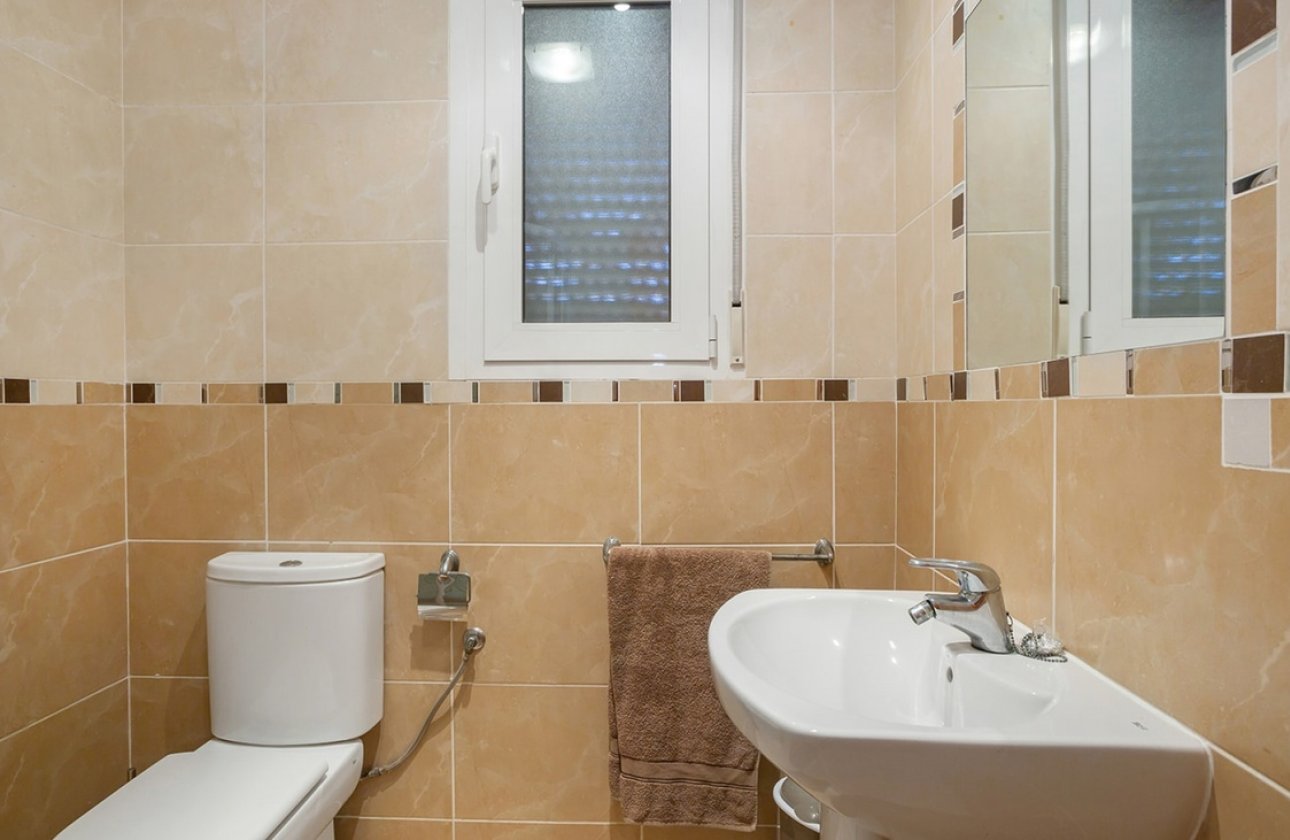 Herverkoop - Villa -
Torrevieja - Los Balcones