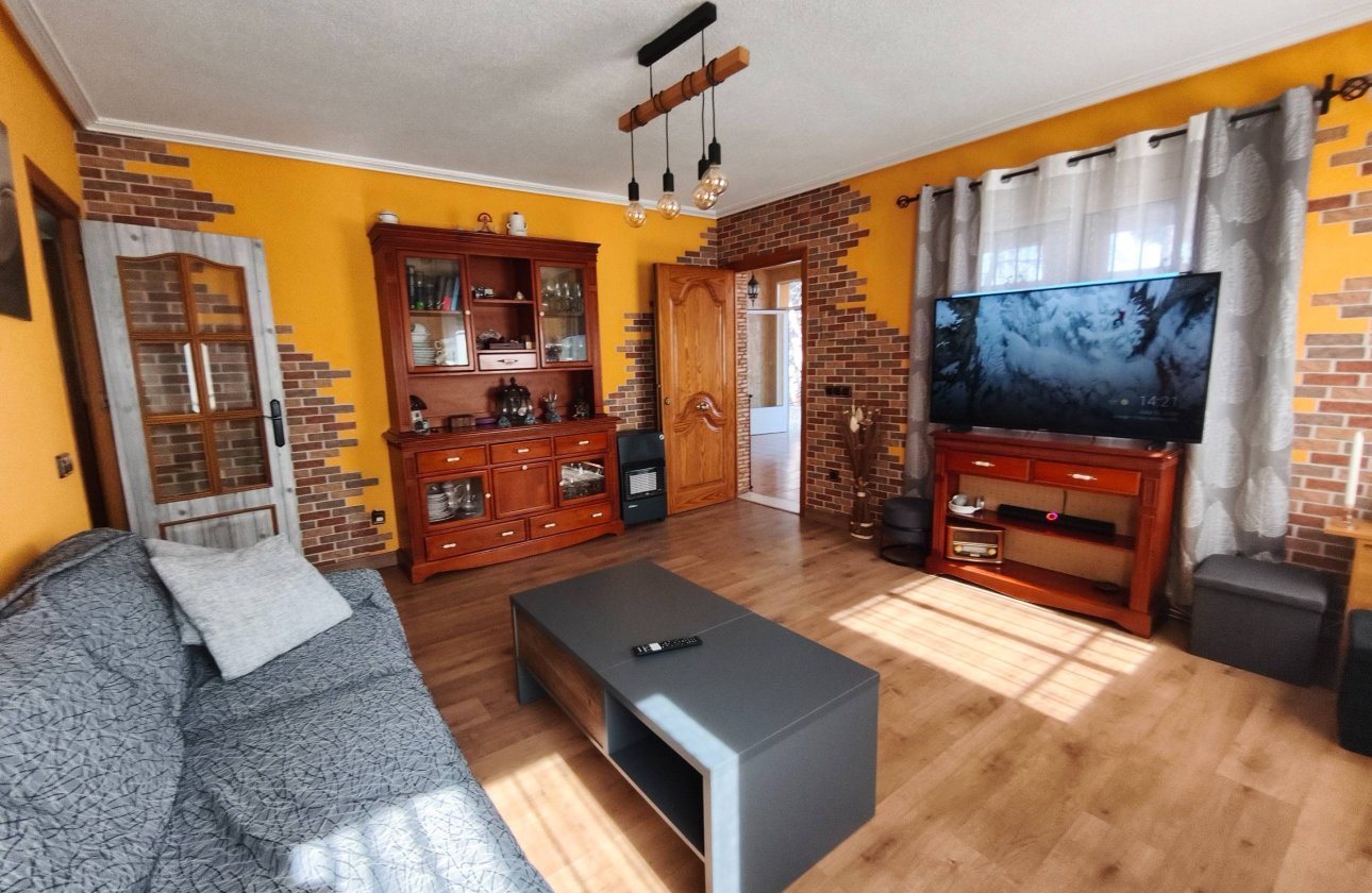 Herverkoop - Villa -
Torrevieja - Los Balcones