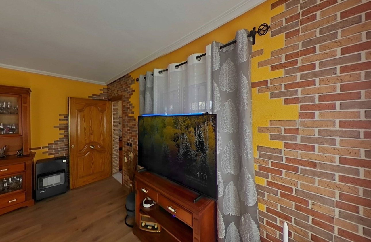 Herverkoop - Villa -
Torrevieja - Los Balcones