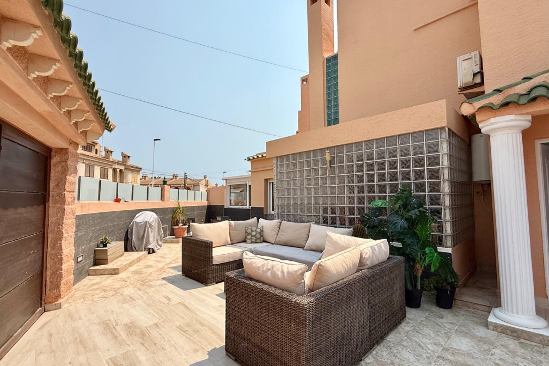 Herverkoop - Villa -
Torrevieja - Los Frutales