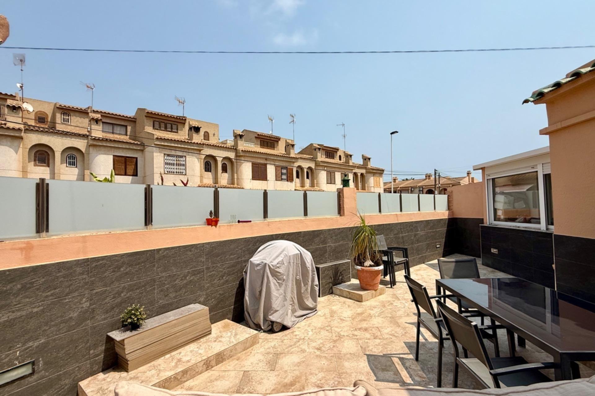 Herverkoop - Villa -
Torrevieja - Los Frutales