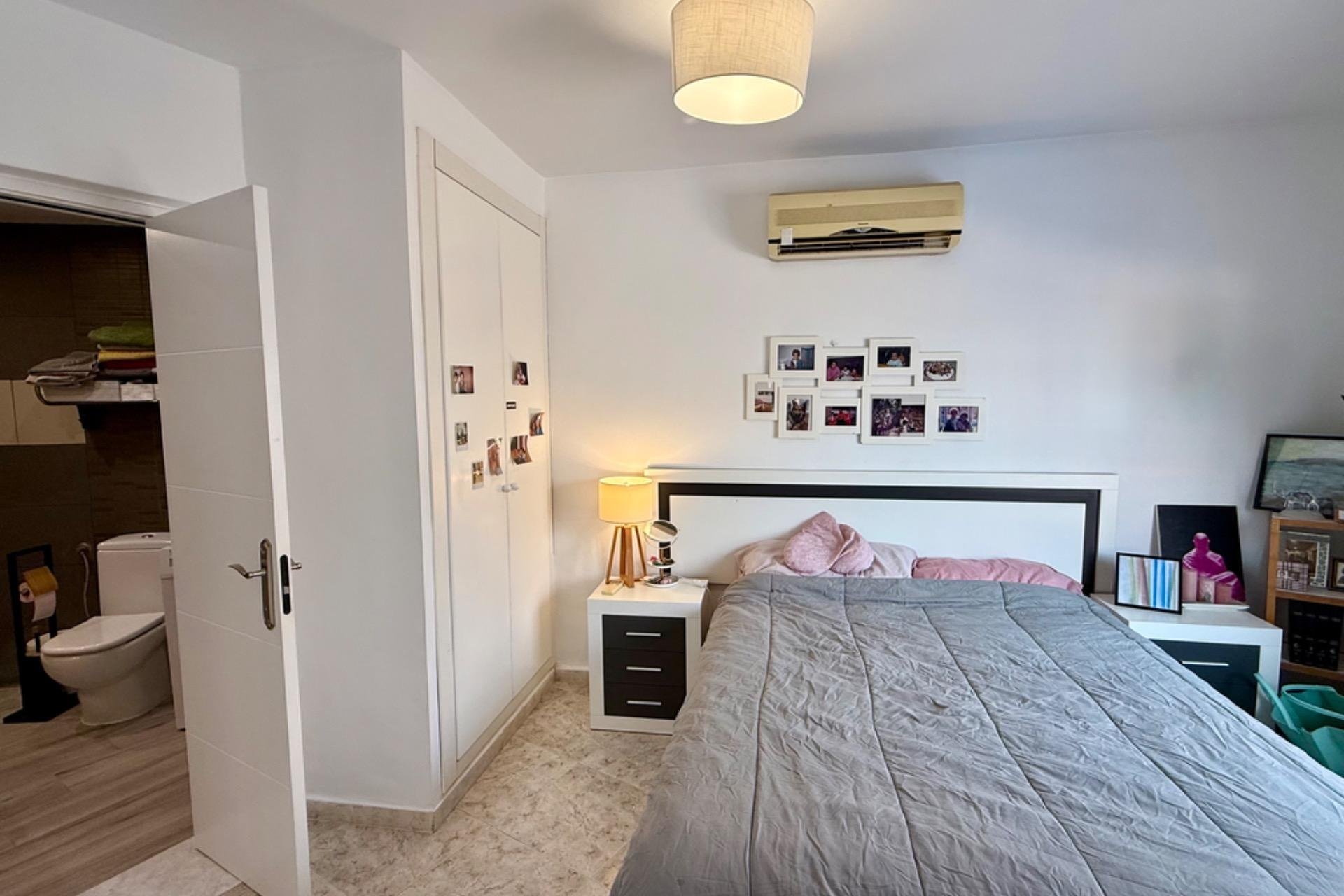 Herverkoop - Villa -
Torrevieja - Los Frutales