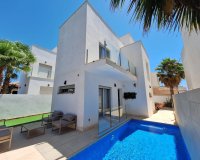 Herverkoop - Villa -
Torrevieja - Los Frutales