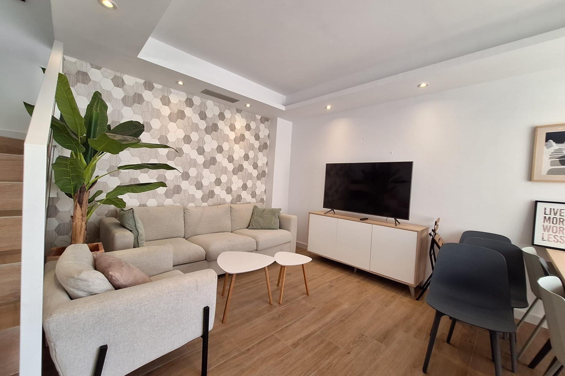Herverkoop - Villa -
Torrevieja - Los Frutales