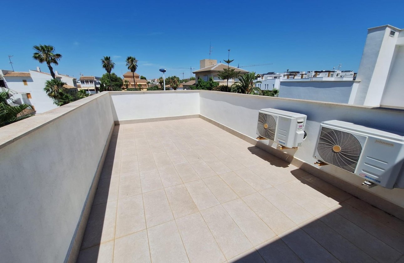 Herverkoop - Villa -
Torrevieja - Los Frutales