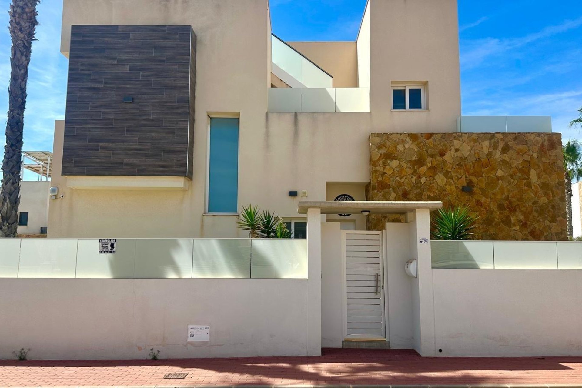 Herverkoop - Villa -
Torrevieja - Miramar - Torre Del Moro