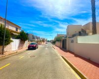 Herverkoop - Villa -
Torrevieja - Miramar - Torre Del Moro