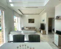 Herverkoop - Villa -
Torrevieja - Miramar - Torre Del Moro