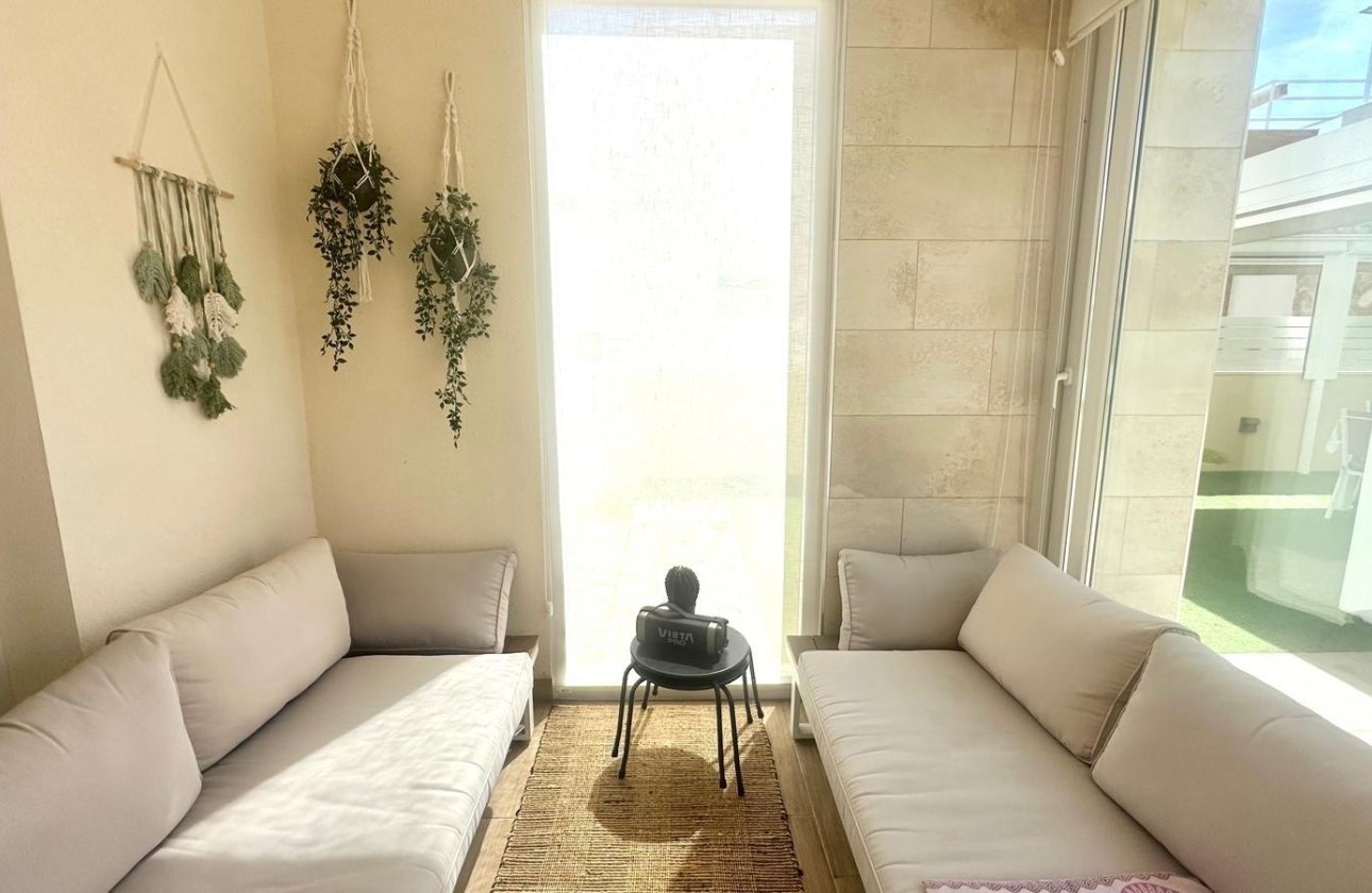 Herverkoop - Villa -
Torrevieja - Miramar - Torre Del Moro