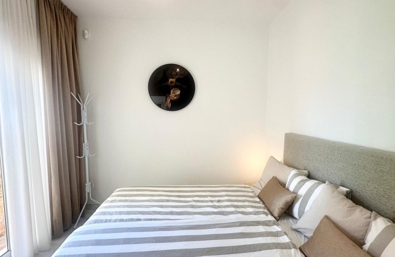 Herverkoop - Villa -
Torrevieja - Miramar - Torre Del Moro