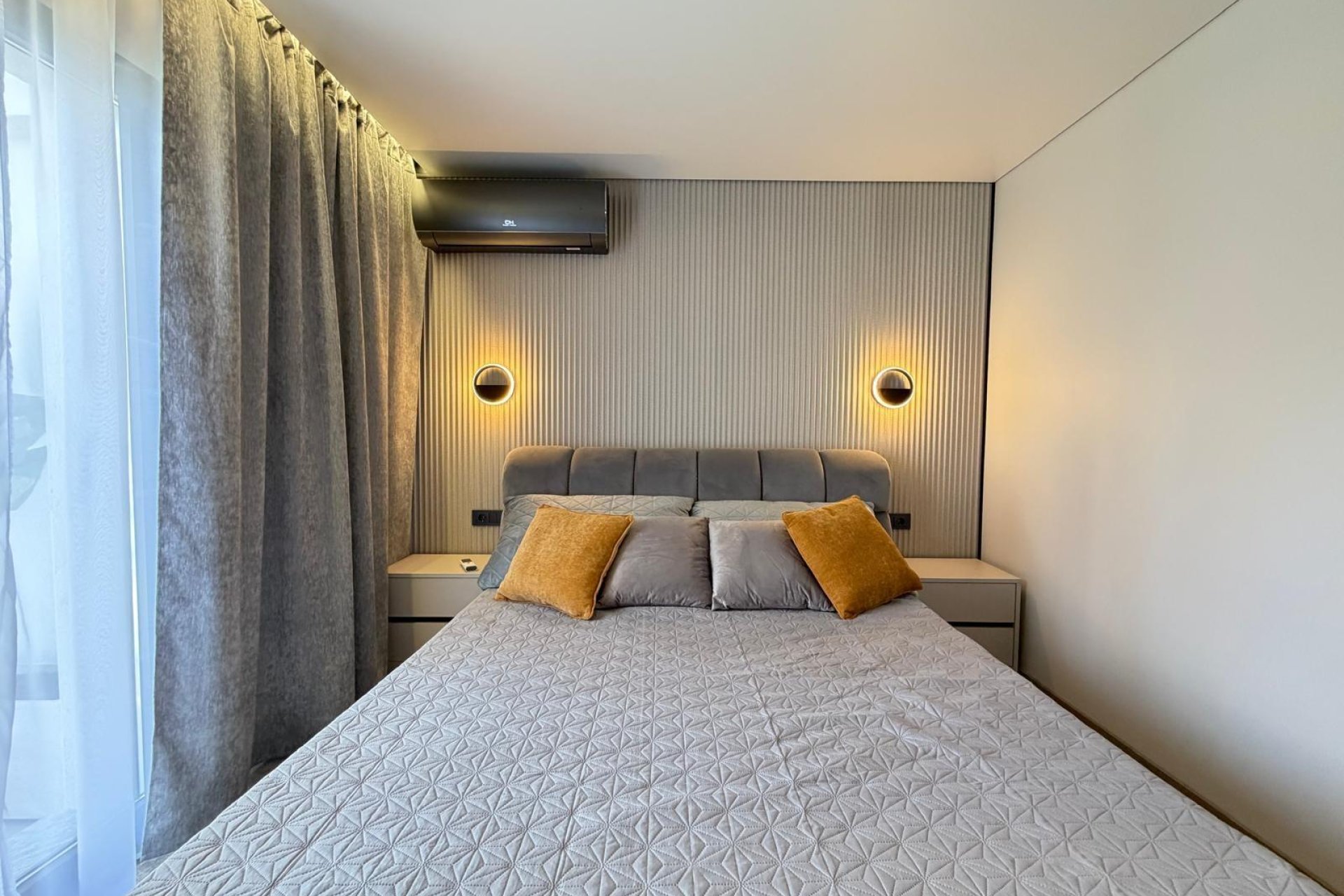 Herverkoop - Villa -
Torrevieja - Punta Prima