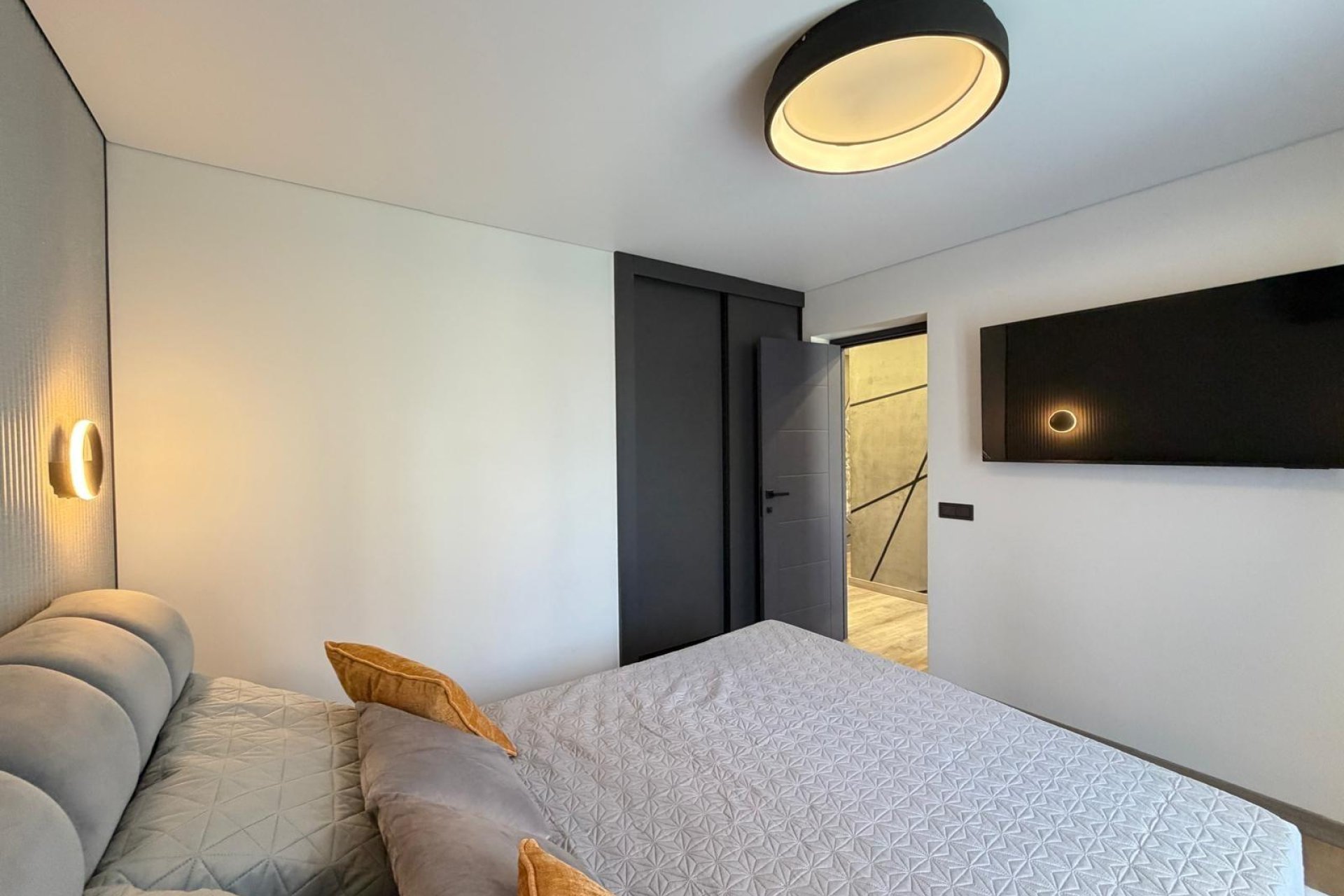 Herverkoop - Villa -
Torrevieja - Punta Prima