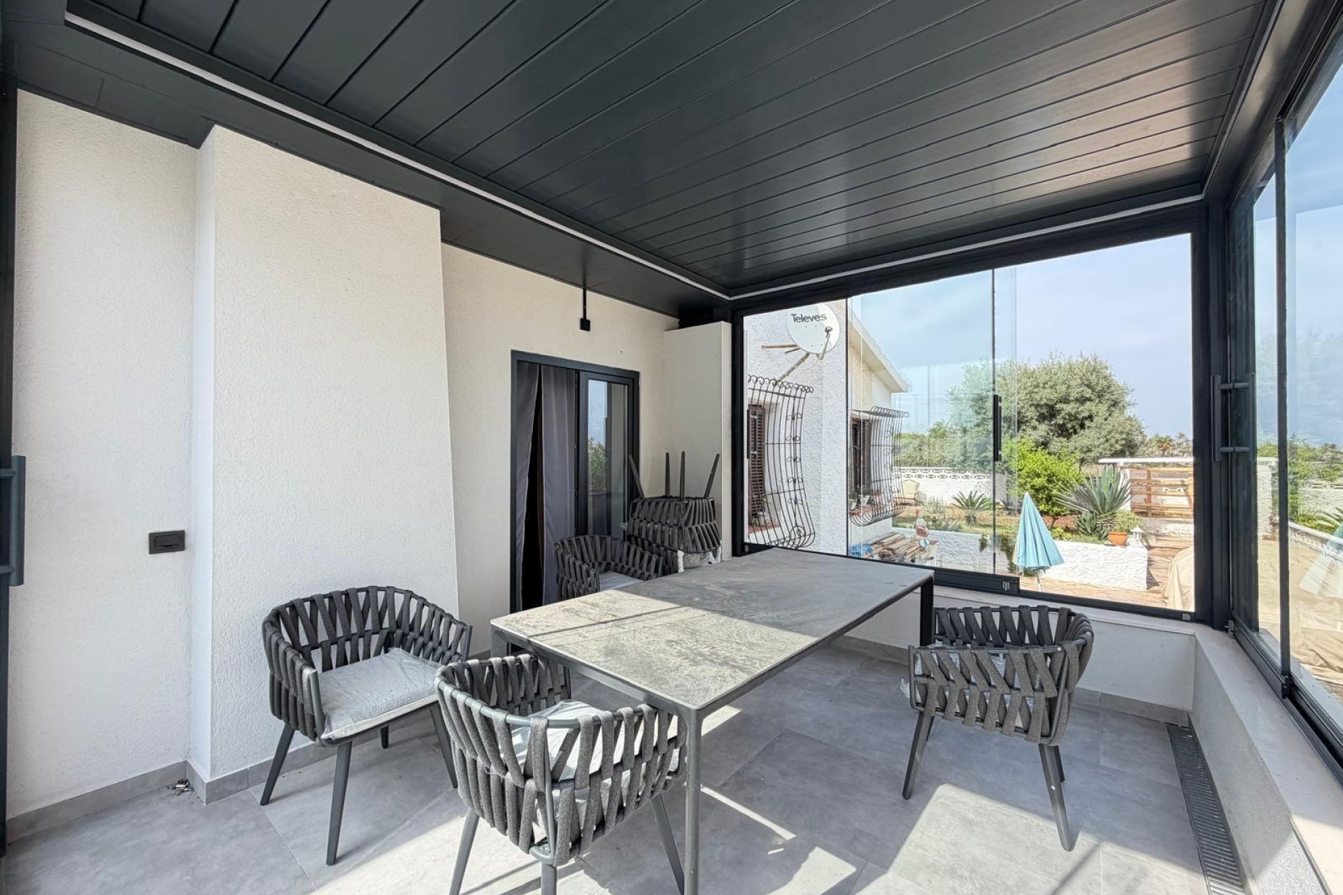 Herverkoop - Villa -
Torrevieja - Punta Prima