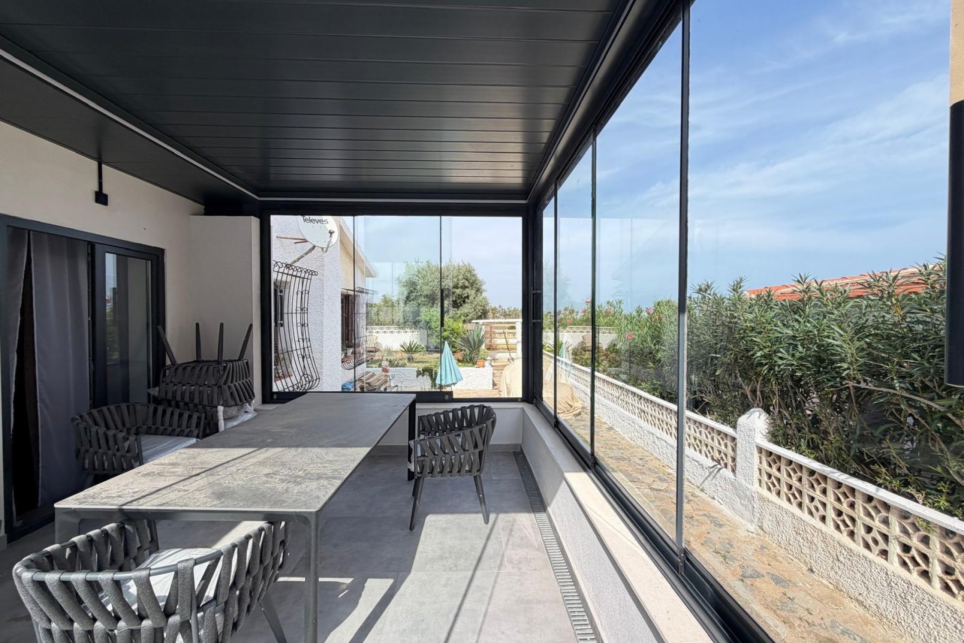 Herverkoop - Villa -
Torrevieja - Punta Prima