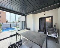 Herverkoop - Villa -
Torrevieja - Punta Prima