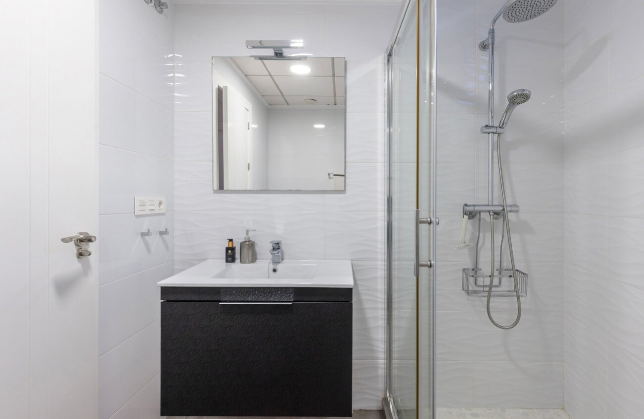 Herverkoop - Villa -
Torrevieja - Rosaleda