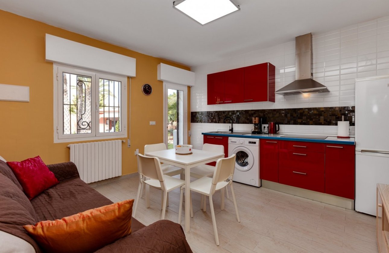 Herverkoop - Villa -
Torrevieja - San Luis