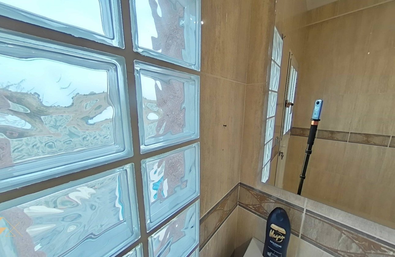 Herverkoop - Villa -
Torrevieja - San Luis