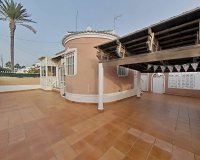 Herverkoop - Villa -
Torrevieja - San Luis
