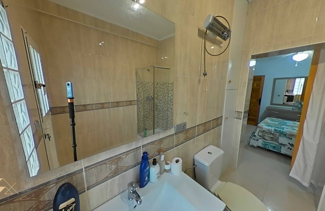 Herverkoop - Villa -
Torrevieja - San Luis